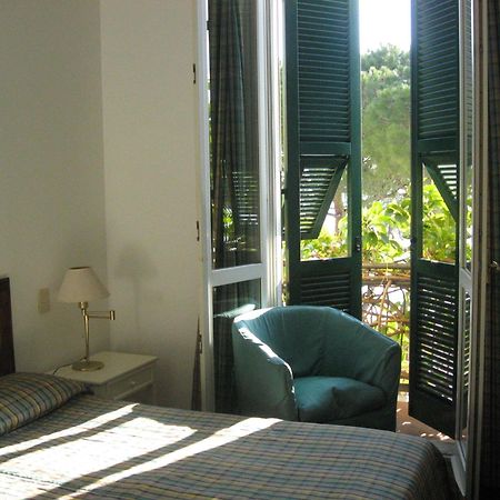Hotel Beau Rivage Alassio Exterior foto