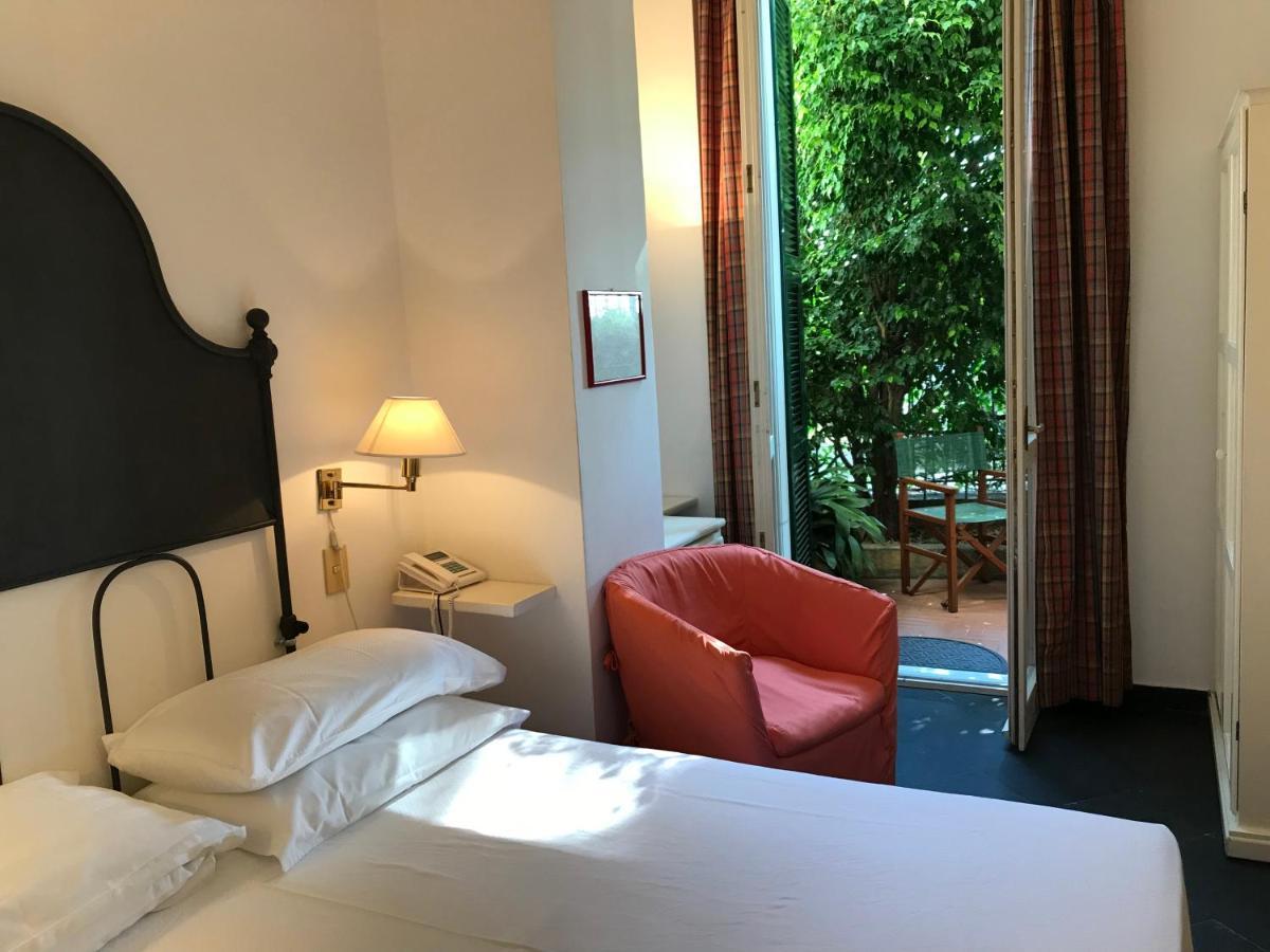 Hotel Beau Rivage Alassio Exterior foto