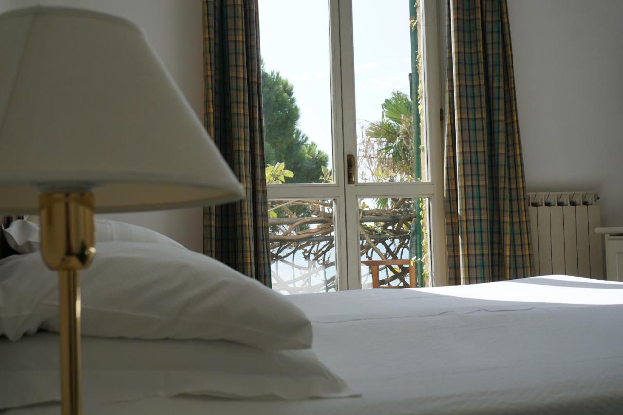Hotel Beau Rivage Alassio Exterior foto