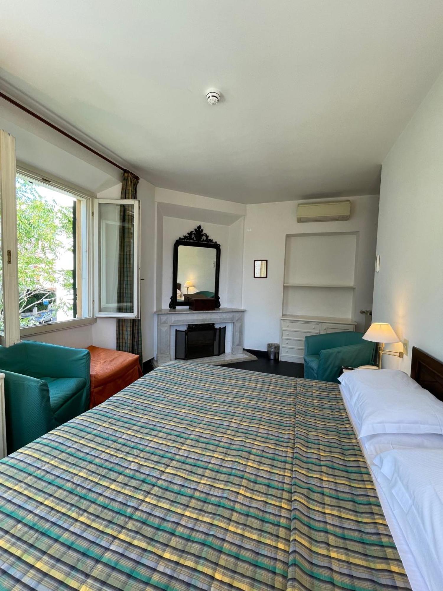 Hotel Beau Rivage Alassio Exterior foto