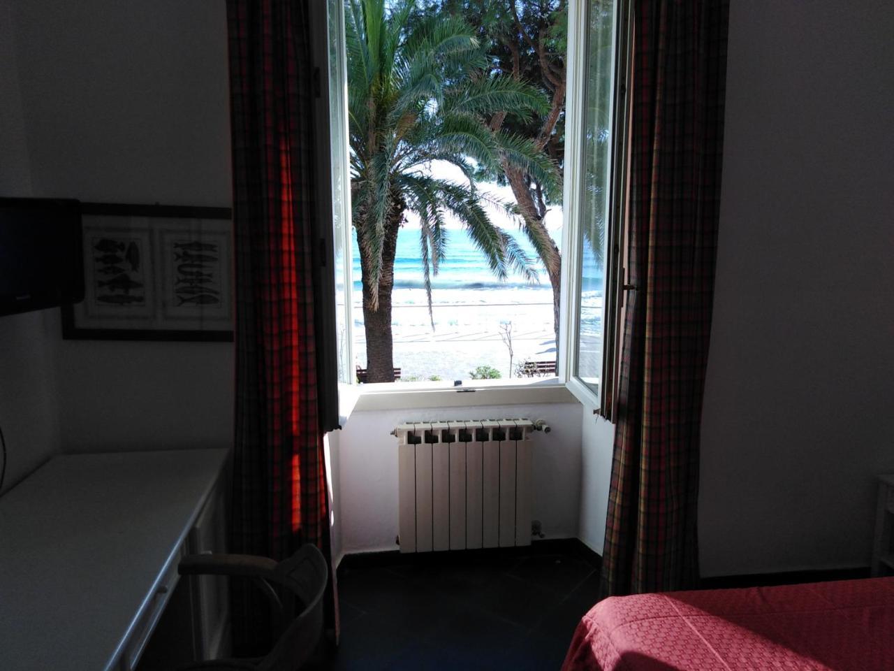 Hotel Beau Rivage Alassio Exterior foto