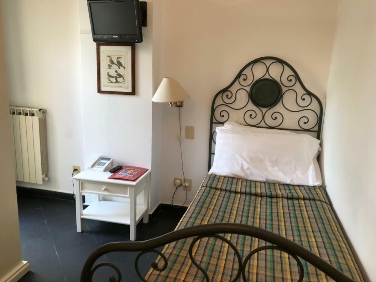 Hotel Beau Rivage Alassio Exterior foto